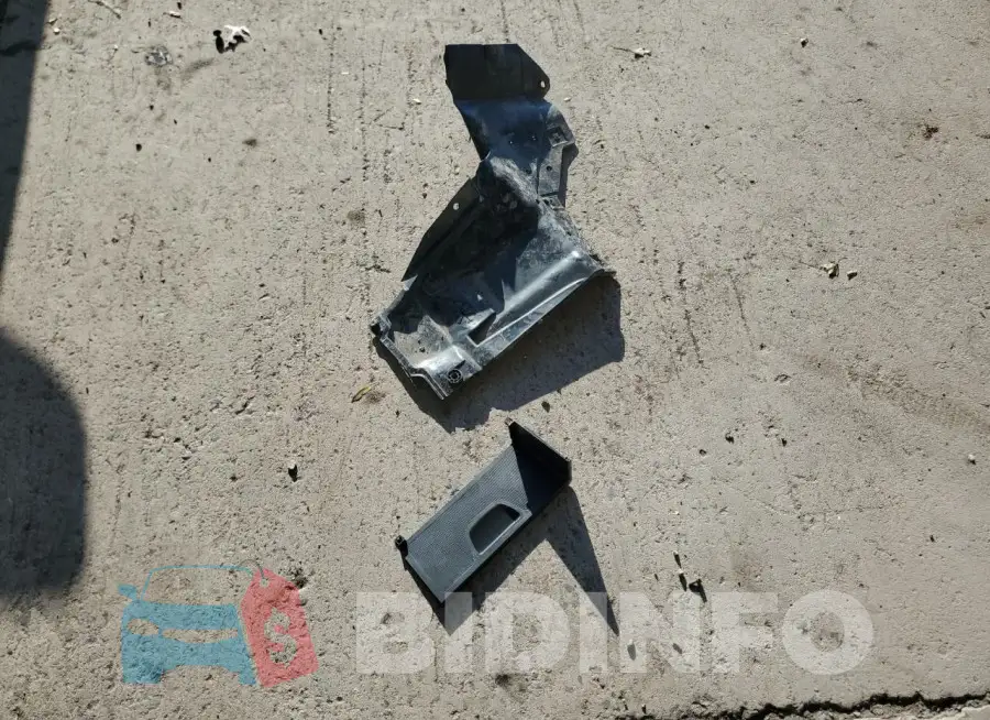 19UUB2F3XFA014601 Photo# 12