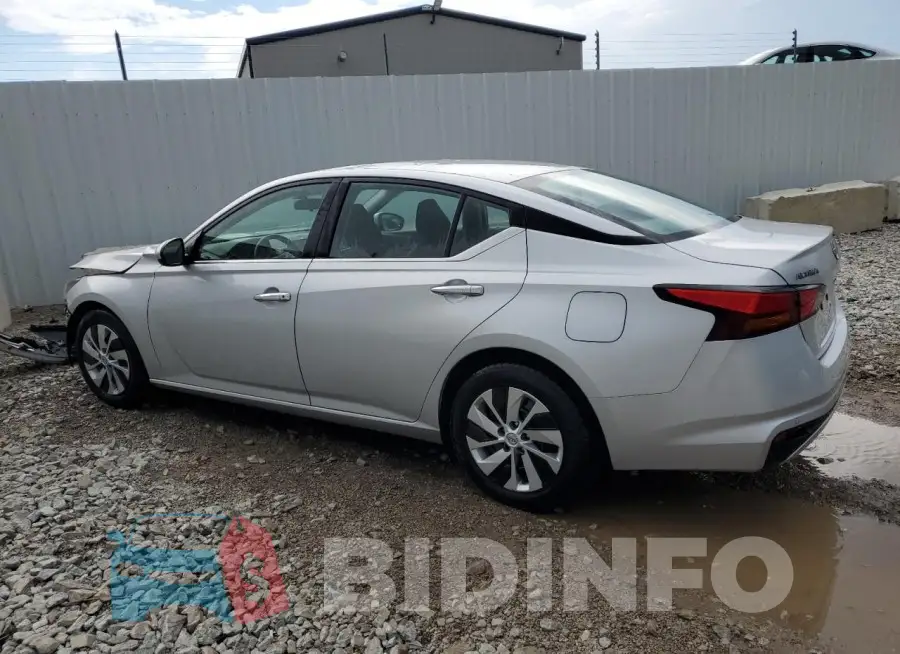 1N4BL4BV2PN372832 Photo# 2