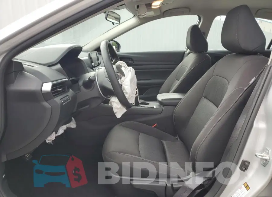 1N4BL4BV2PN372832 Photo# 7