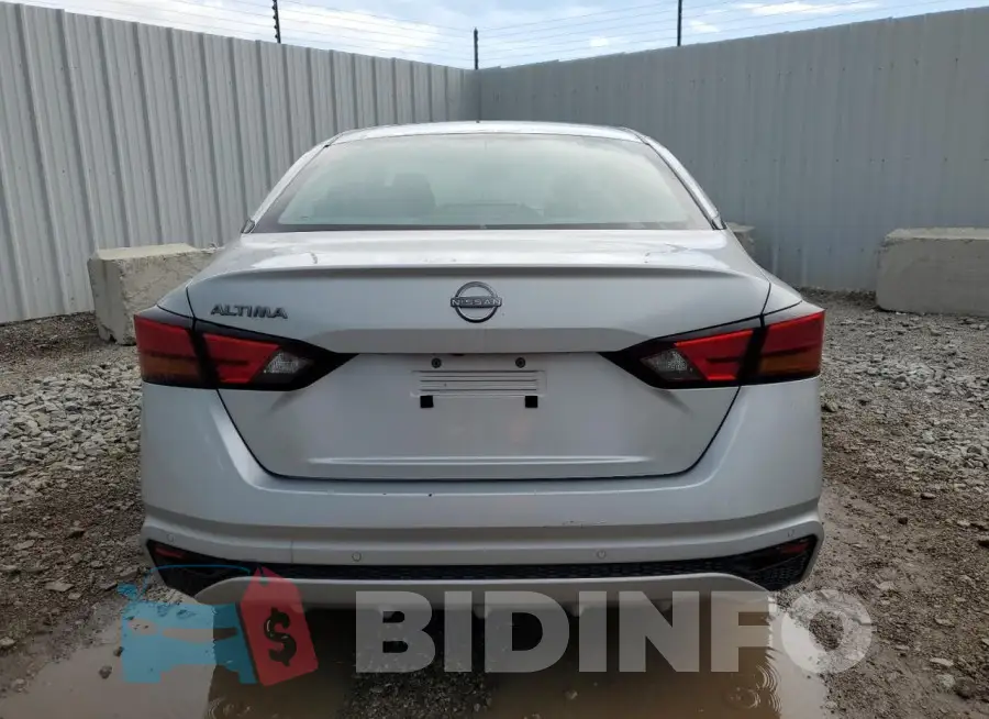 1N4BL4BV2PN372832 Photo# 6