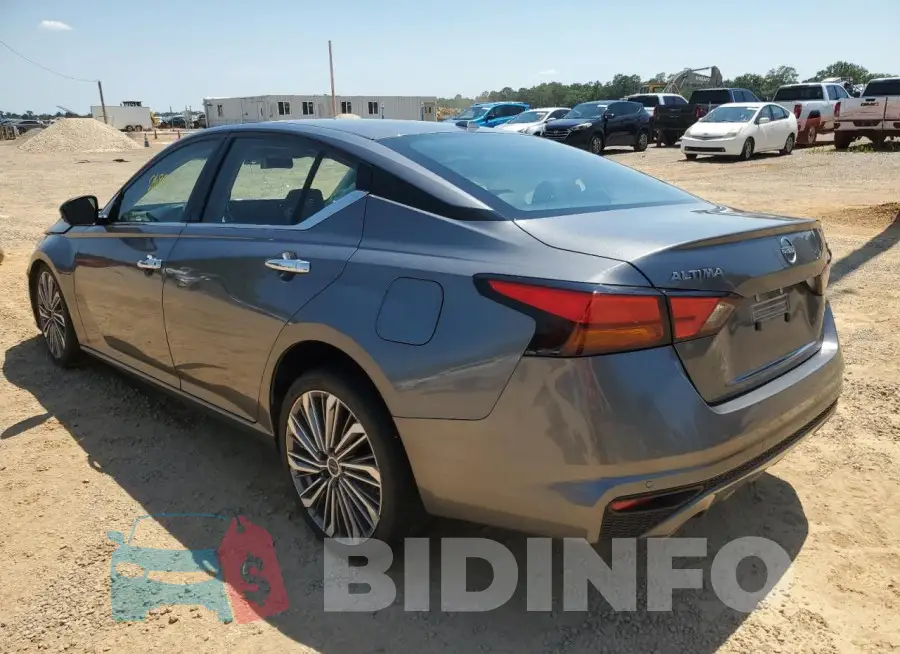 1N4BL4EV4PN368728 Photo# 2