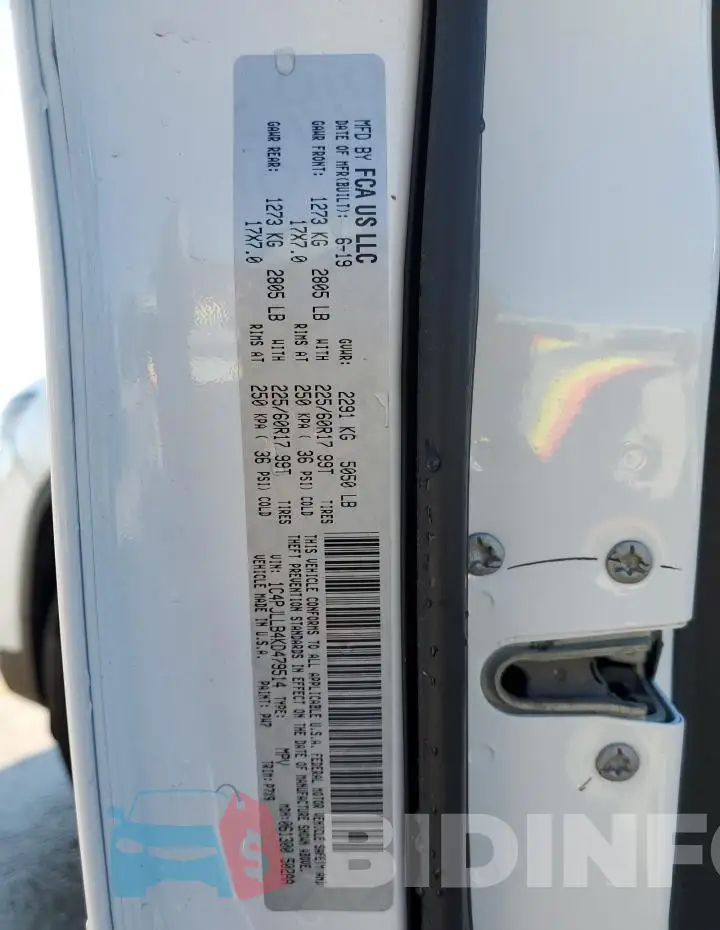 1C4PJLLB4KD479514 Photo# 14