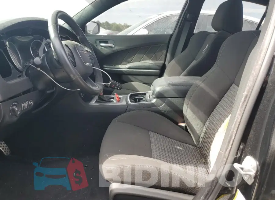 2C3CDXGJ0MH557568 Photo# 7