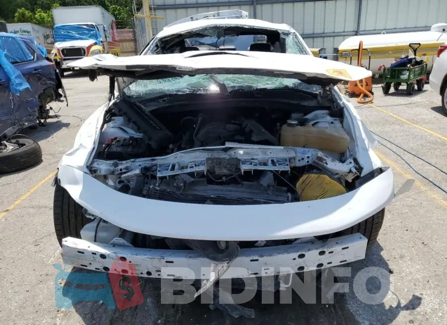 2C3CDXGJXJH113965 Photo# 5