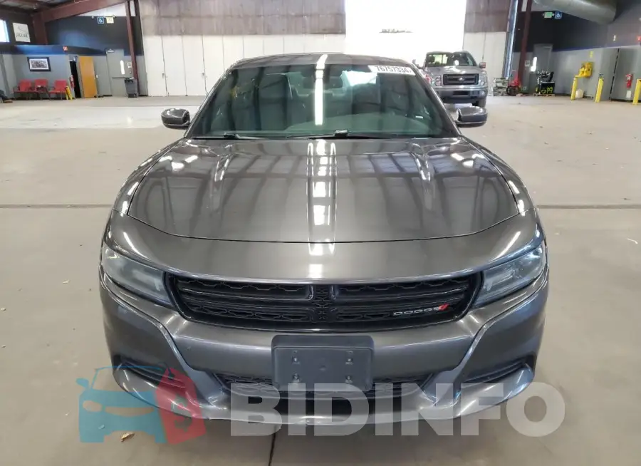 2C3CDXJG2FH884473 Photo# 5