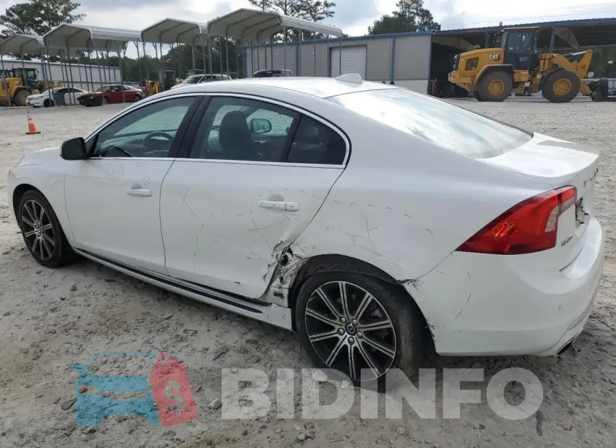 LYV402HM1HB143381 Photo# 2