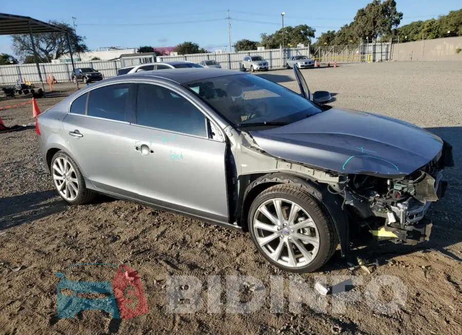 LYV402HMXHB125445 Photo# 4