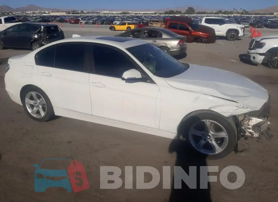 WBA3A5G51FNS85986 Photo# 4