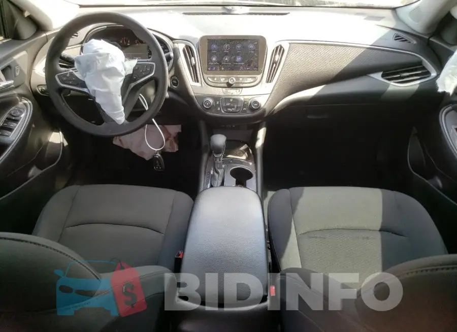 1G1ZB5ST4NF188038 Photo# 8