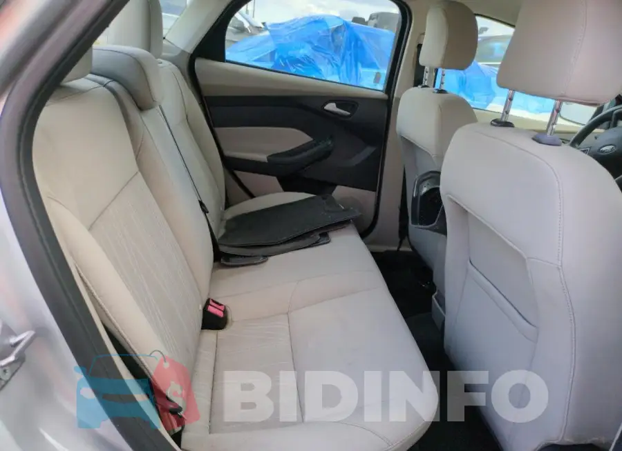 1FADP3F20FL259205 Photo# 10