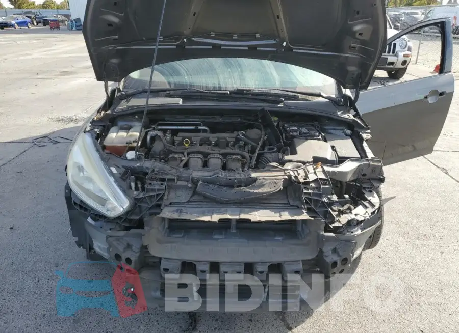 1FADP3F24GL270533 Photo# 11