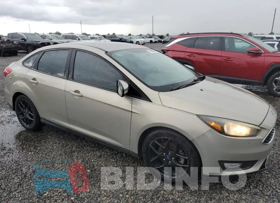 1FADP3F27GL342969 Photo# 4