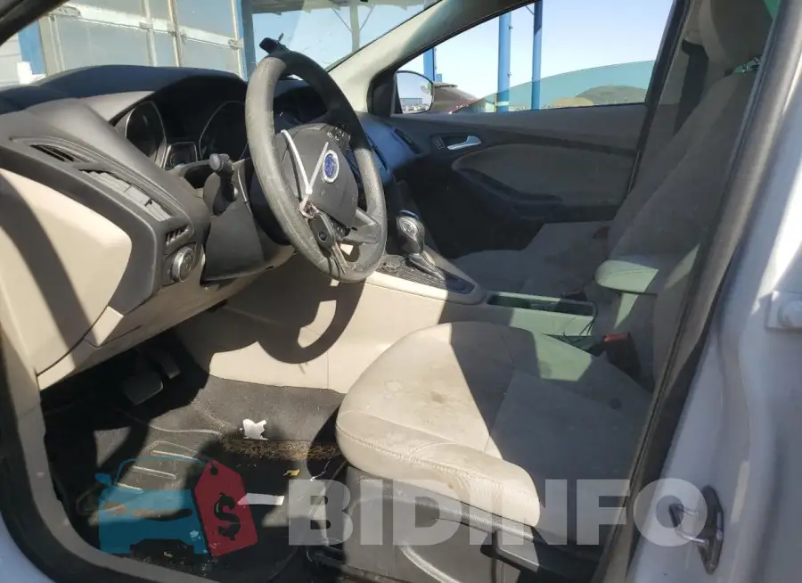 1FADP3F27GL405908 Photo# 7