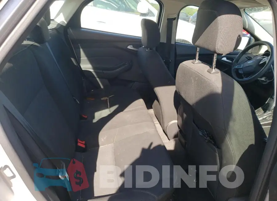1FADP3F29JL207192 Photo# 10