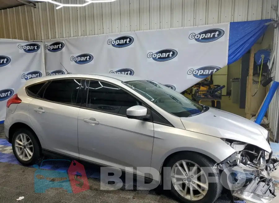 1FADP3K27JL295228 Photo# 4