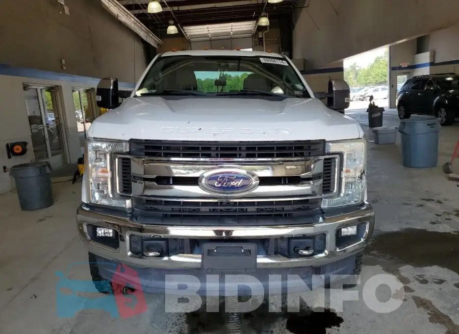 1FT7W2B68HEB45201 Photo# 5