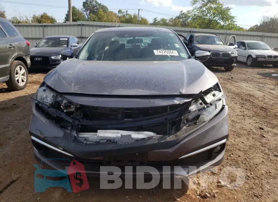 19XFC1F30LE210327 Photo# 5