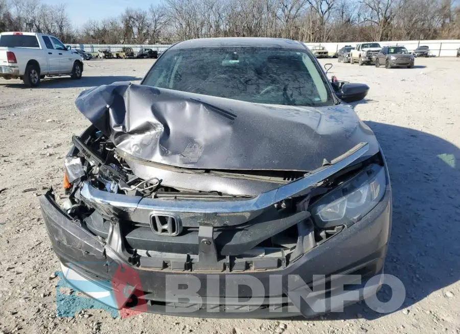 19XFC2F73HE027620 Photo# 5