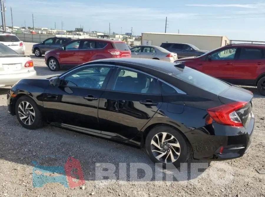 19XFC2F79HE015312 Photo# 2