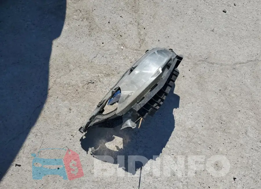 19XFC2F84GE082018 Photo# 12