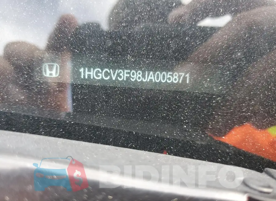 1HGCV3F98JA005871 Photo# 12