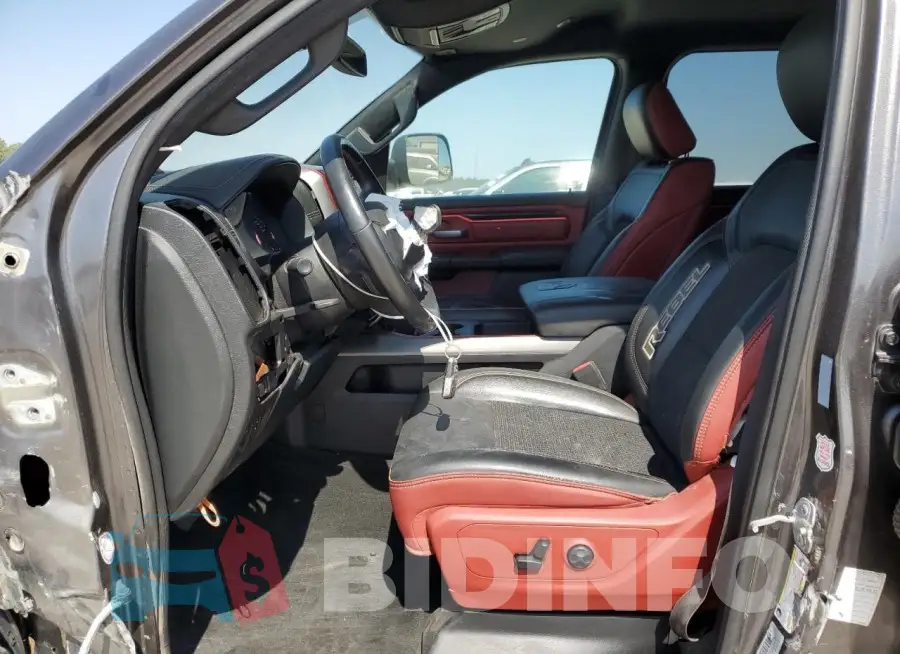 1C6SRFLT9LN257728 Photo# 7