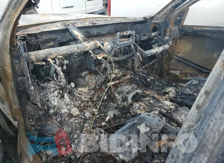 3C6UR5FL9FG674052 Photo# 8