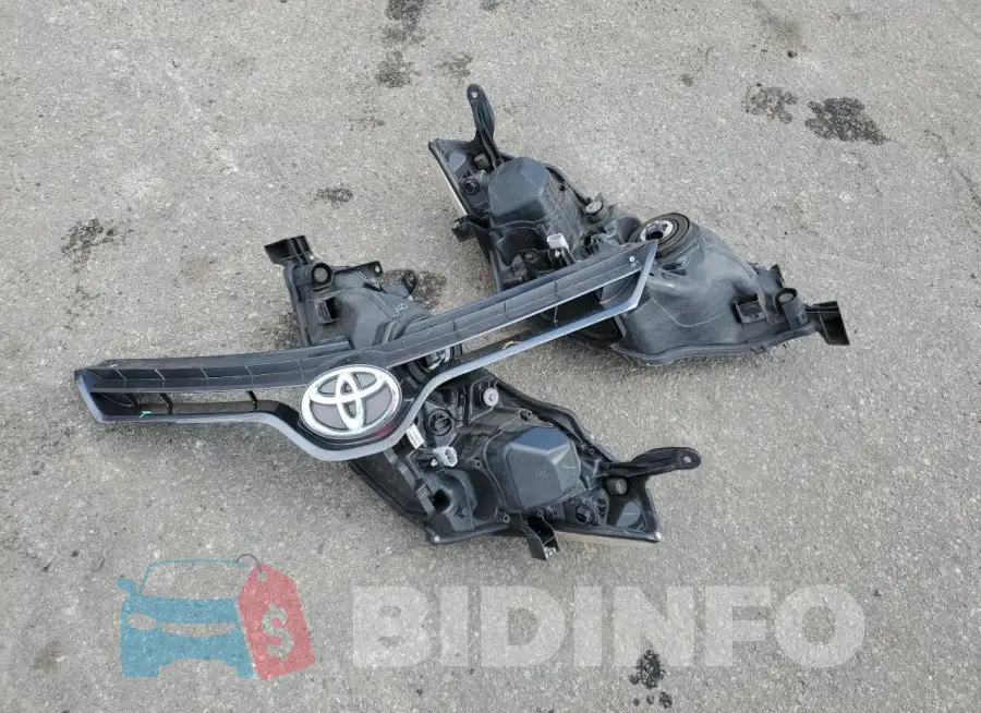 2T1BURHE8GC622749 Photo# 12