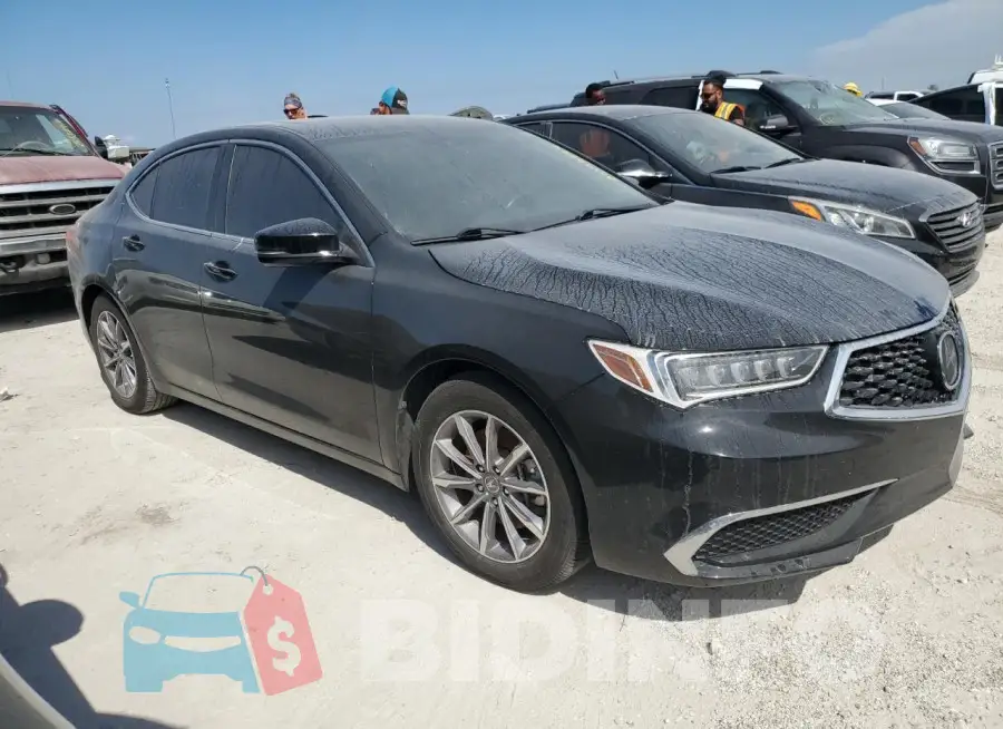 19UUB1F32JA008648 Photo# 4