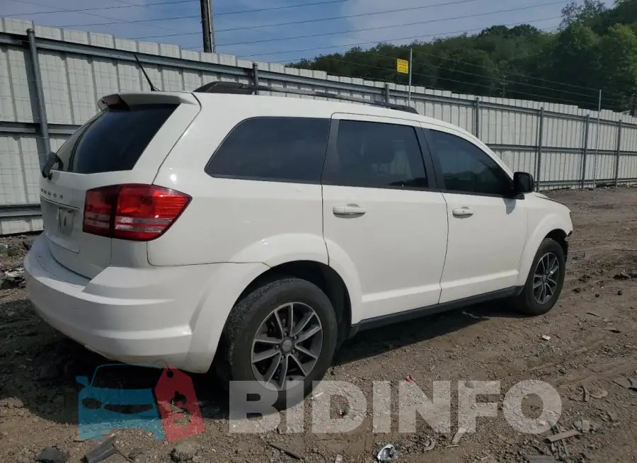 3C4PDCAB1HT683328 Photo# 3