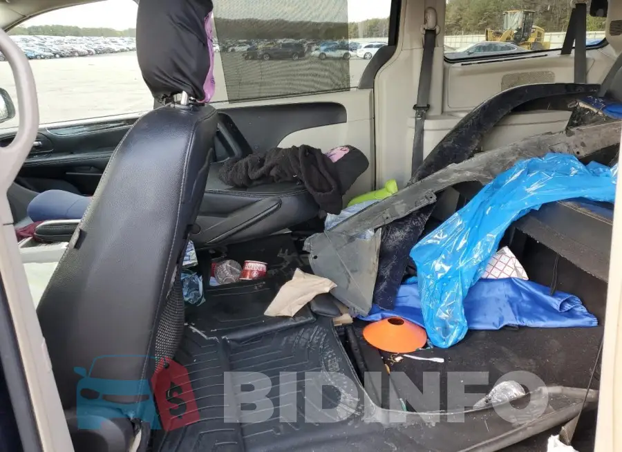 2C4RC1BGXGR174334 Photo# 11