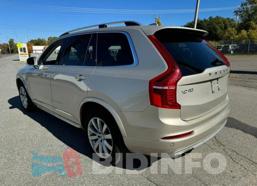 YV4A22PK1G1014248 Photo# 3