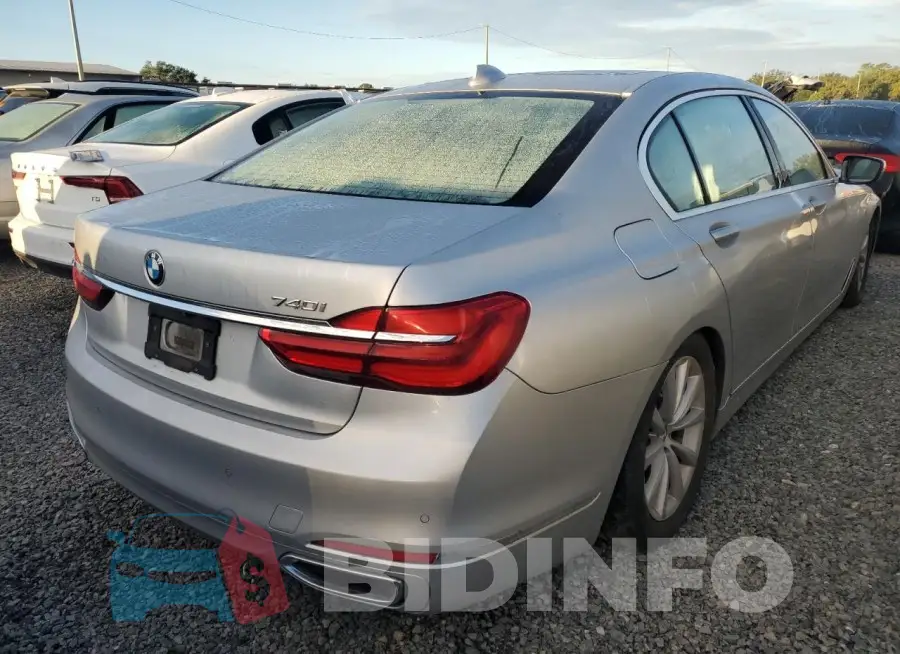 WBA7E2C55JG742452 Photo# 3