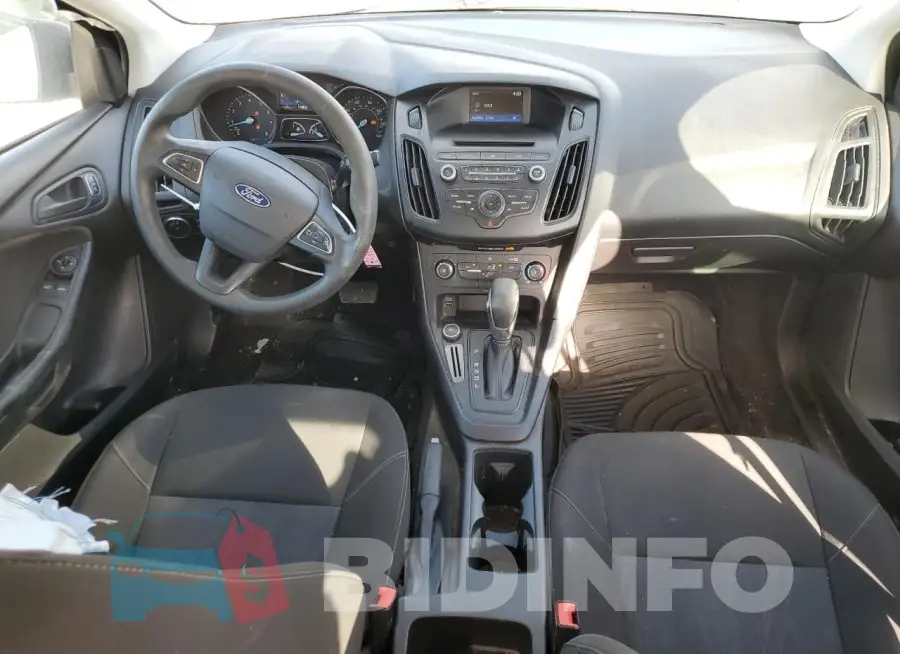 1FADP3E22FL354480 Photo# 8