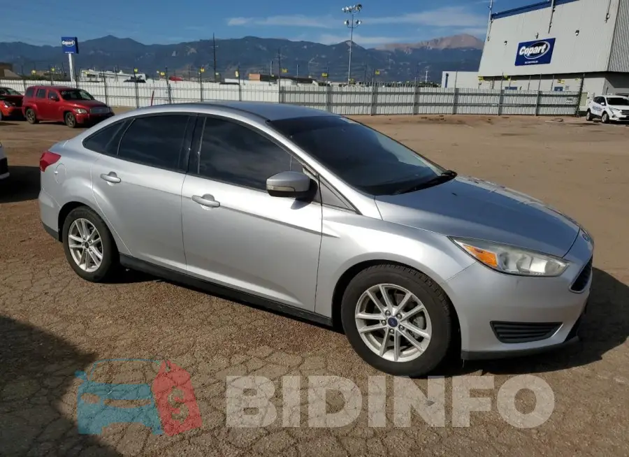 1FADP3F20HL300581 Photo# 4