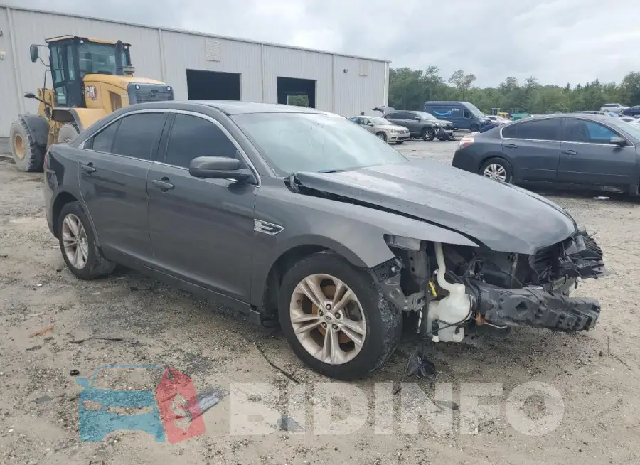 1FAHP2H87FG134076 Photo# 4