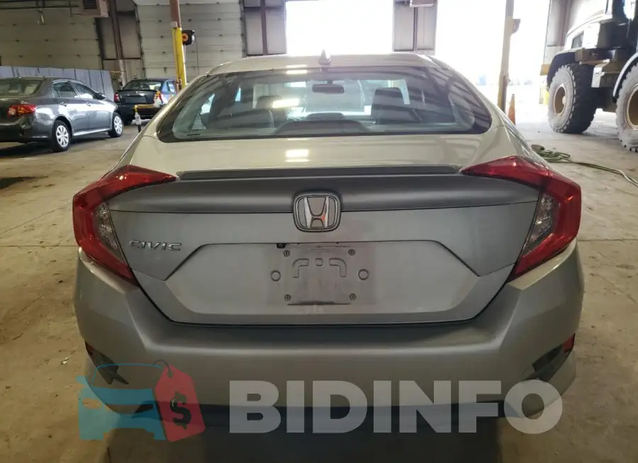 19XFC1F72HE208797 Photo# 6