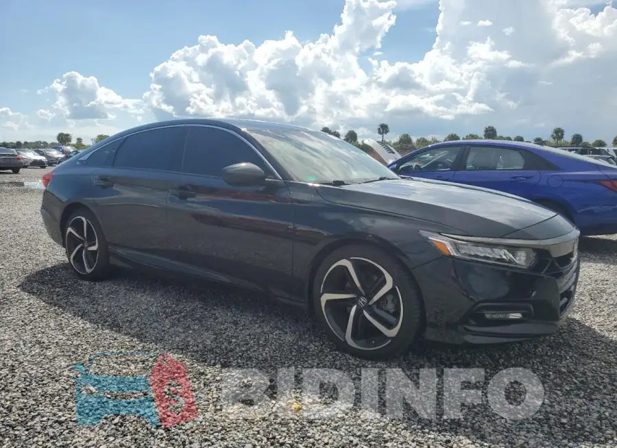 1HGCV2F30KA010425 Photo# 4