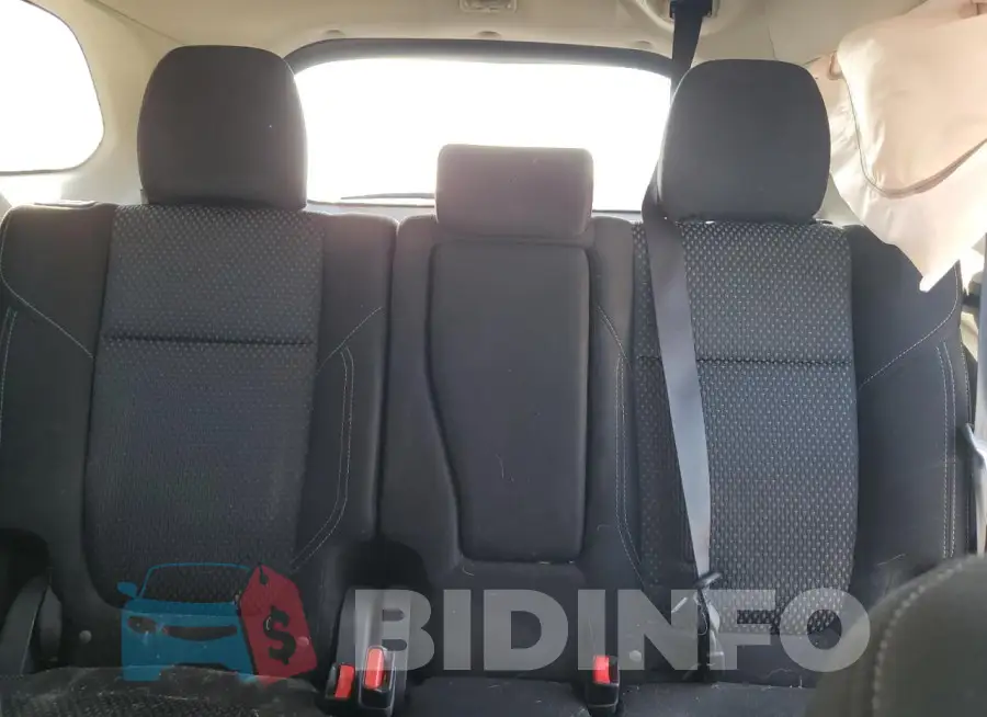 JA4AD2A36LZ040137 Photo# 10