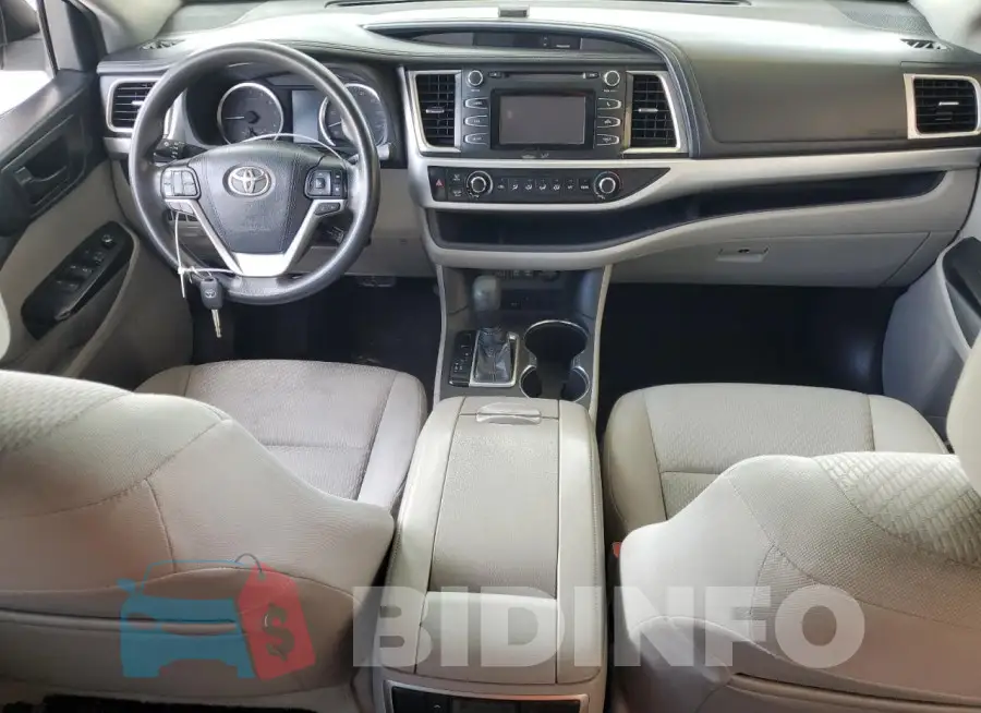 5TDZZRFH6JS246967 Photo# 8