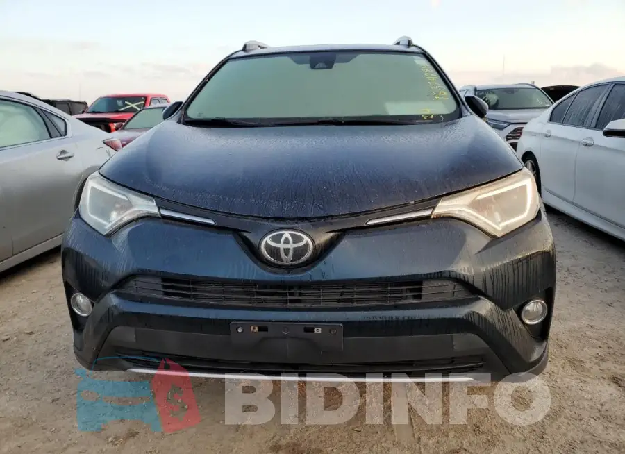 JTMRFREV6HJ127503 Photo# 5