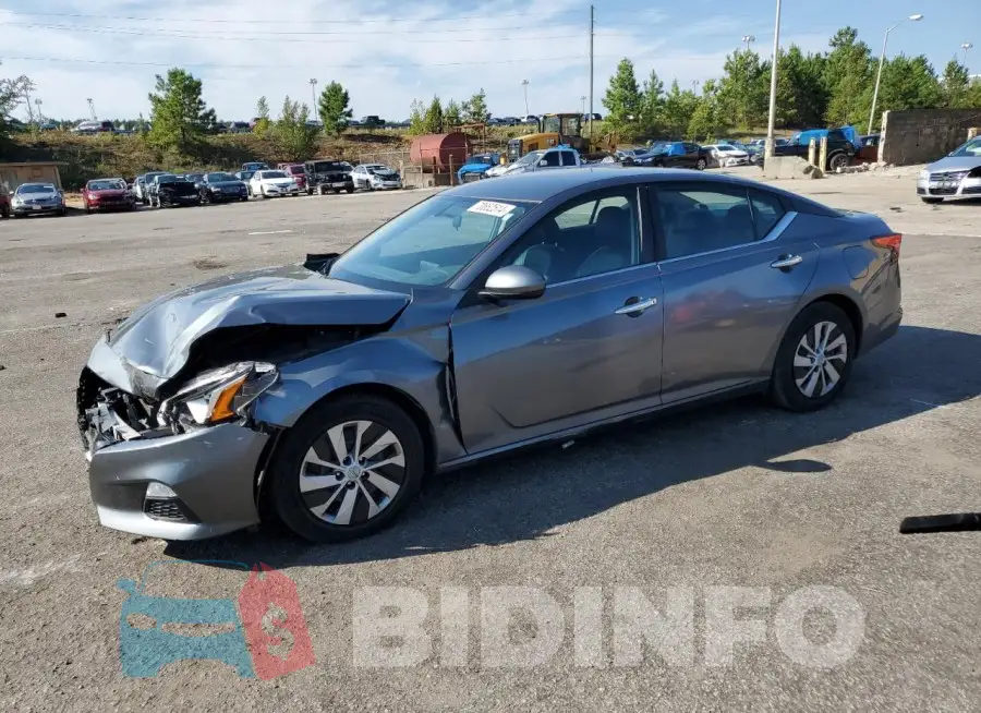 1N4BL4BV2LC160681 Photo# 1