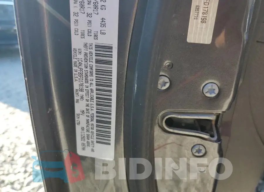 1C4NJPFB5FD178198 Photo# 13