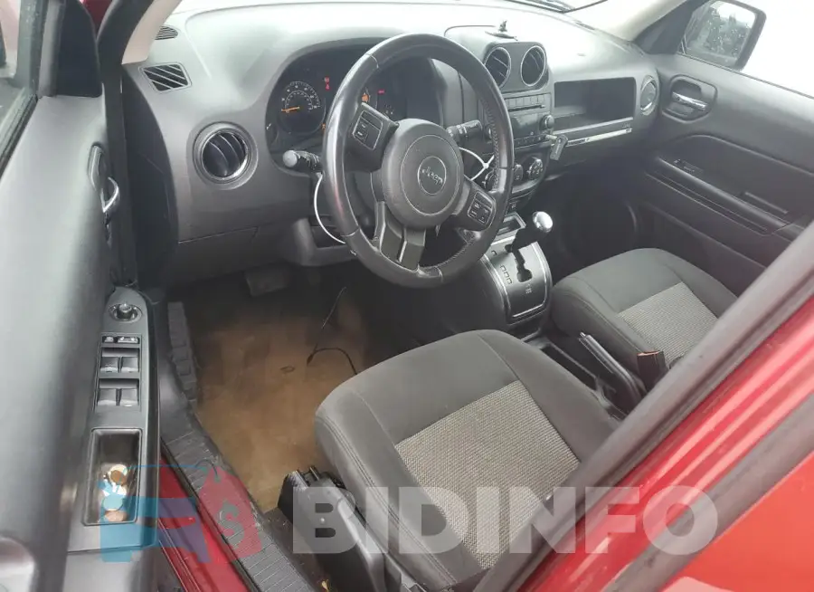 1C4NJPFB7FD274074 Photo# 8