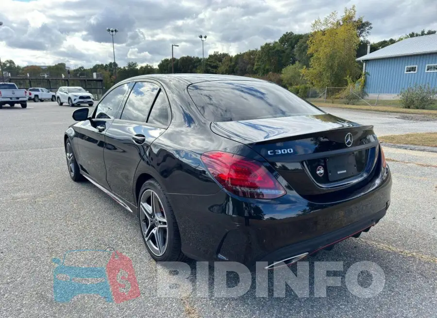 WDDWF8EB4LR557047 Photo# 3