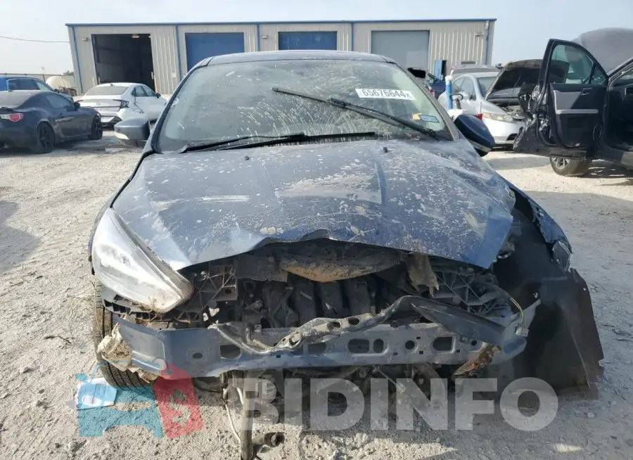 1FADP3M29JL302242 Photo# 5