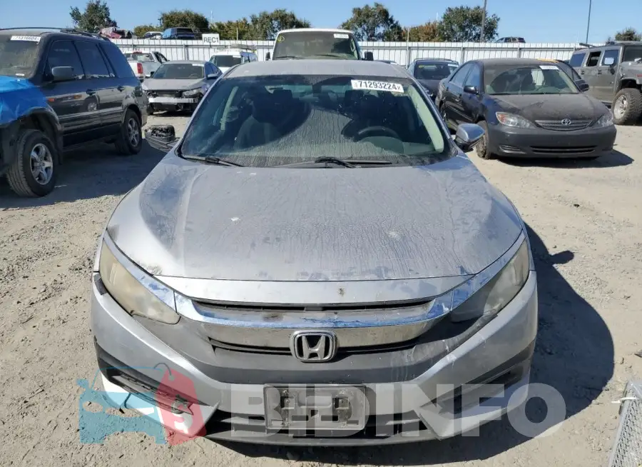 19XFC2F53GE213137 Photo# 5