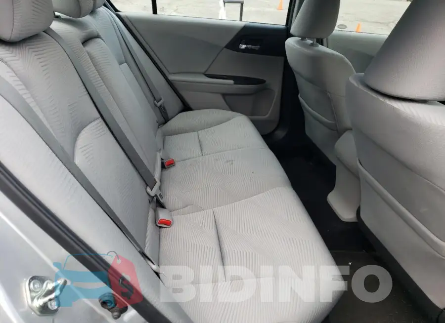 1HGCR2F31FA173952 Photo# 10