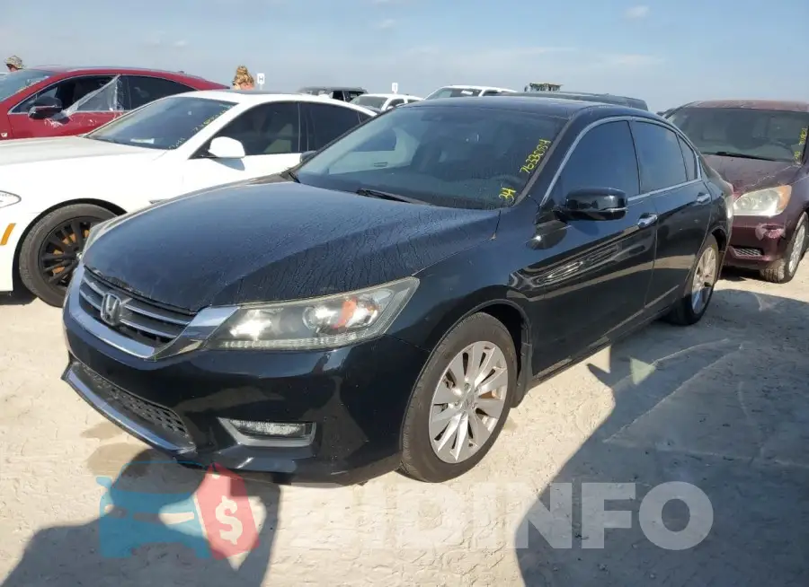 1HGCR2F83FA132914 Photo# 1