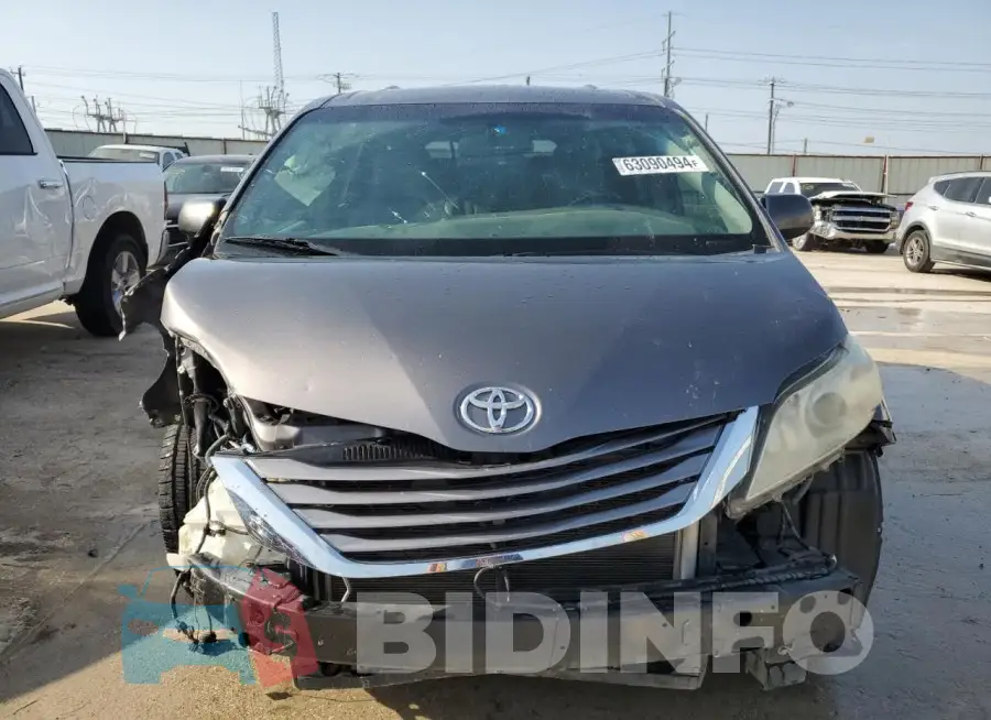 5TDYK3DC0FS675887 Photo# 5
